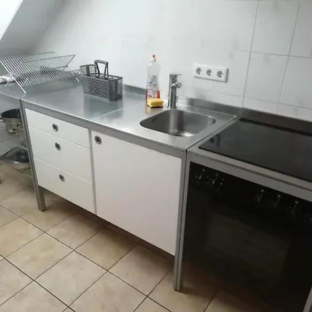 2-zimmer Obergeschoss Inmitten * Κάσελ