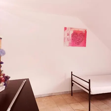 Διαμέρισμα 2-zimmer Obergeschoss Inmitten *